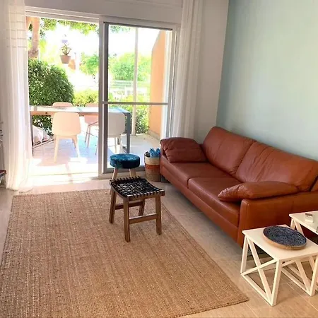 Idyllisches Ferienhaus Mit Gemeinschaftspool & Ruhiger Meerlage Apartment *