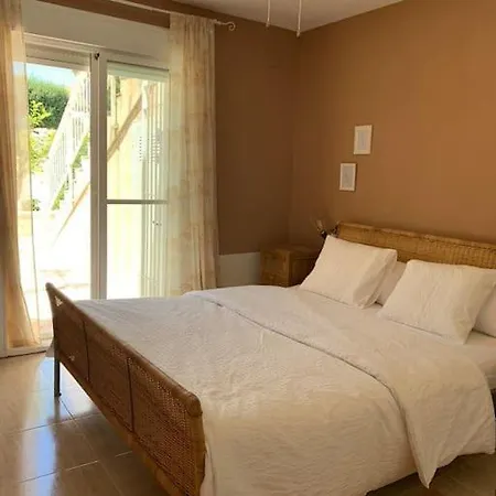 Idyllisches Ferienhaus Mit Gemeinschaftspool & Ruhiger Meerlage Apartment El Campello