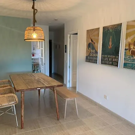 Apartment Idyllisches Ferienhaus Mit Gemeinschaftspool & Ruhiger Meerlage *